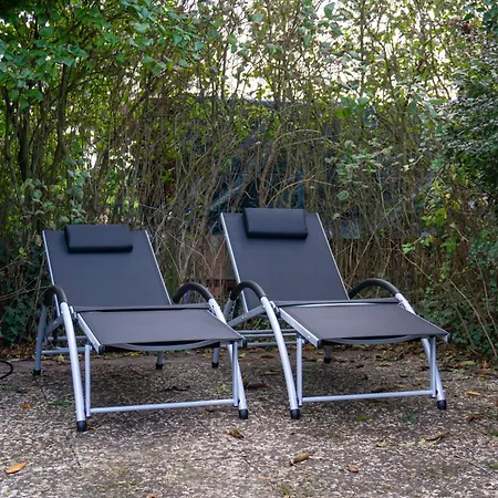 Im Haus Gelbe Lerche Gockenholz