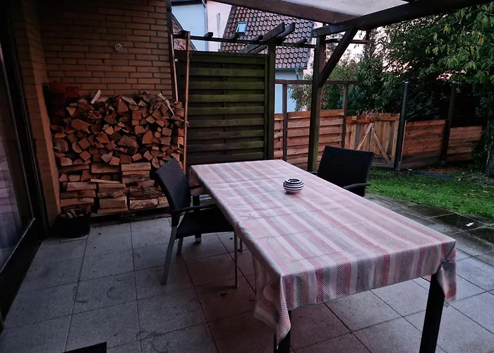 Im Haus Gelbe Lerche